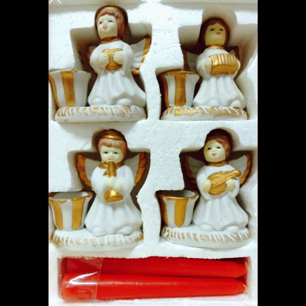 4 Ceramic Angels With Candles in a Pack